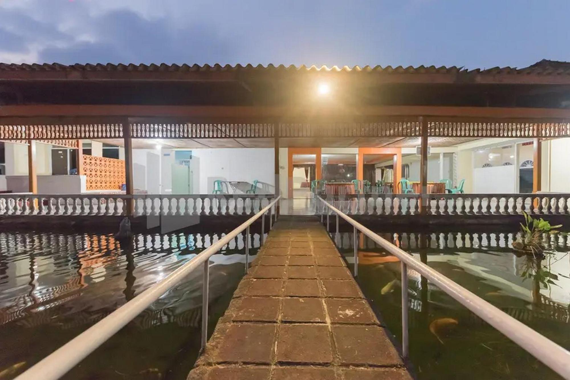 Hotel Linggarjati Near Natural Park Twa Linggarjati Zewnętrze zdjęcie