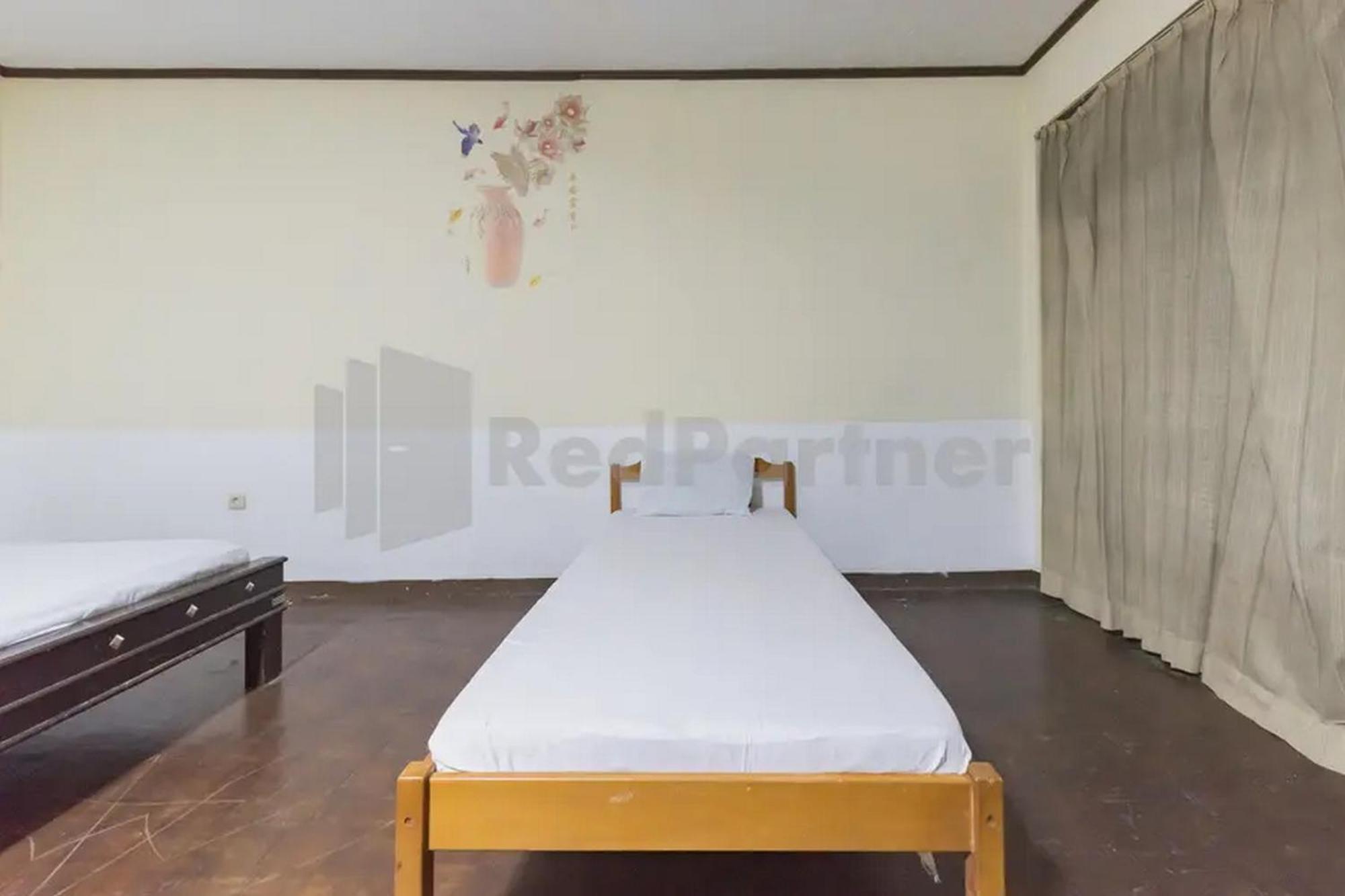 Hotel Linggarjati Near Natural Park Twa Linggarjati Zewnętrze zdjęcie